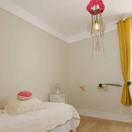 Bed & Breakfast Chateau D'arfeuilles Et Tables D'hotes